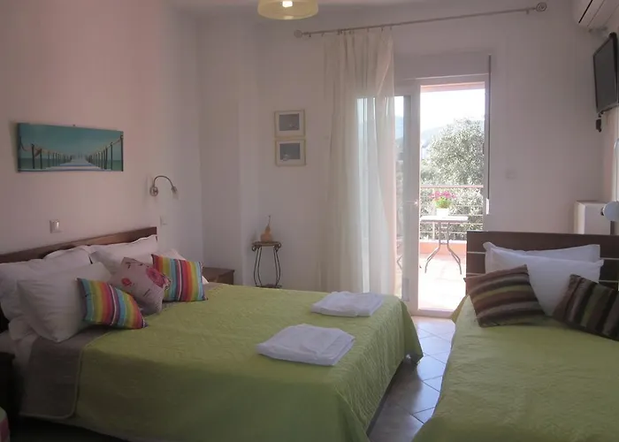 בית נופש Petra פוטוס