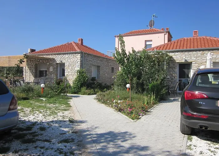 بيت للعطل Petra Houses *